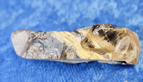 Rutiilikvartsi savukvartsi  7g 40x15x10mm Hi72p