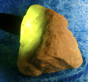 Jade raaka 1039g 120x130x50mm Hi124 