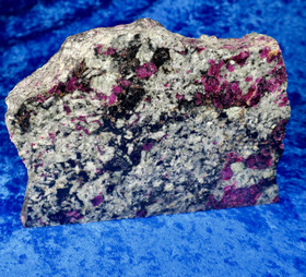 Ramsayiitti 1043g 140x100x35mm Hi129 