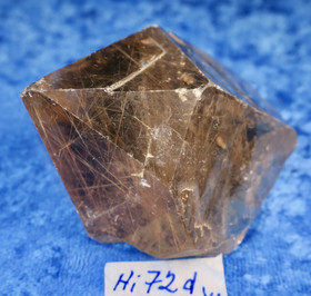 Savukvartsi rutiilikvartsi kidekärki 155g 60x60x40mm Hi72d 