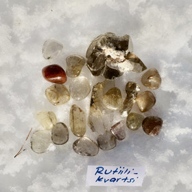 Rutiilikvartsi savukvartsi rumpuhiottu extra Hi72U. Valitse koko 