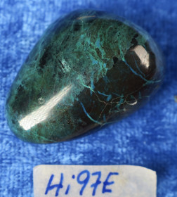 Krysokolla puolikas rumpuhiotusta 19g 30x25x15mm Hi97E