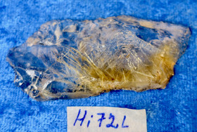 Savukvartsi rutiilikvartsi 17g 62x28x8mm raaka 1 sivu hiottu Hi72L 