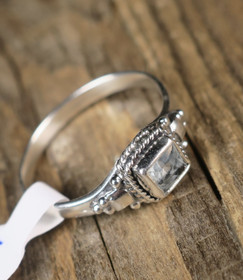 Hopeasormus sininen topaasi, neliö, koko 18.5mm