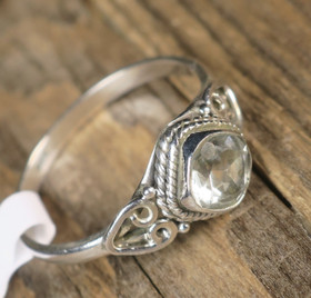 Hopeasormus berylli. Valitse koko.