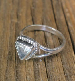 Hopeasormus sininen topaasi kolmio 15mm