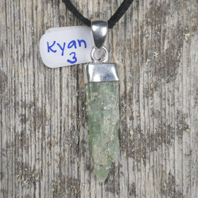 Hopeariipus vihreä kyaniittikide