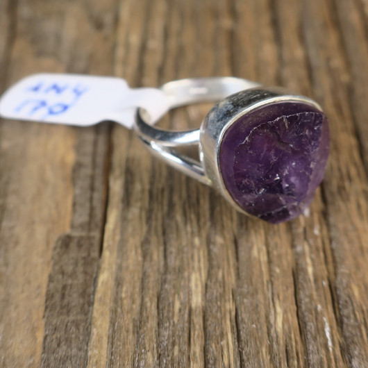 Hopeasormus ametisti raakakivi 17mm AM4