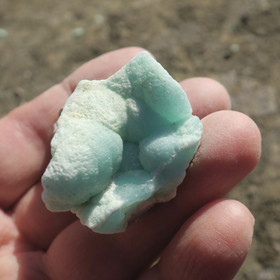 Kalsiitti Caribian Blue sinivihreä raaka 58g B 50x35x30mm 