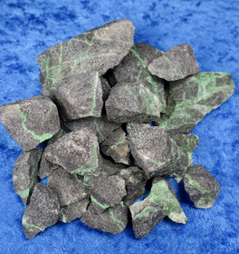 Uvaroviitti raaka Outokumpu Suomi Hi87. Valitse koko ja hinta