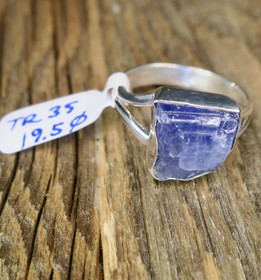 Hopeasormus tansaniitti raakakivi 19.5mm TR35