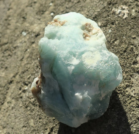 Kalsiitti Caribian Blue sinivihreä raaka 23g A 40x30x20mm