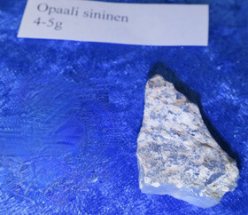 Opaali sininen raaka 4-5g Hi 126sin