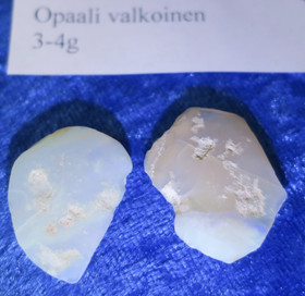 Opaali valkoinen raaka 3-4g Hi126valk