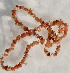 Helmet oranssit aventuriini sipsihelmet 88cm