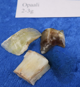 Opaali raaka 2-3g  Hi126