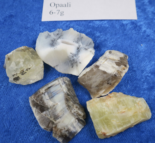 Opaali raaka 6-7g  Hi126