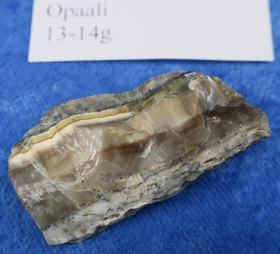 Opaali raaka 13-14g 43x23x12mm Hi126