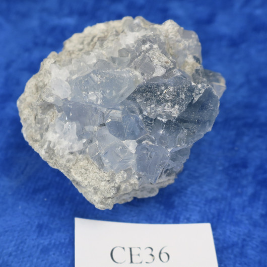 Selestiini kidesykerö 58g Madagaskar CE36