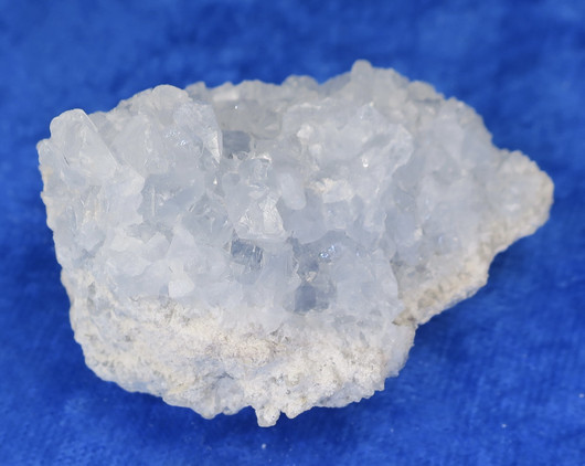 Selestiini kidesykerö 63g  Madagaskar CE35