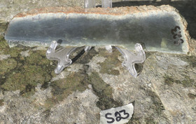 Jaloserpentiini siivu 180x40x7mm 130g Suomi S23