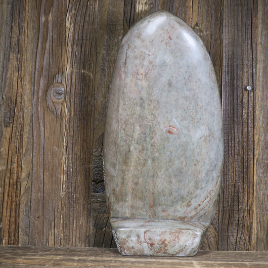 Kiviveistos shaman meditation kasvot lehdessä, talkiitti 1850g Muvez12