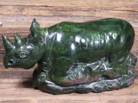 Kiviveistos sarvikuono verdiitti 2,3kg rhino Muvez67