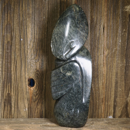 Kiviveistos unessa talkkiserpentiini 2,6kg  Muvez45