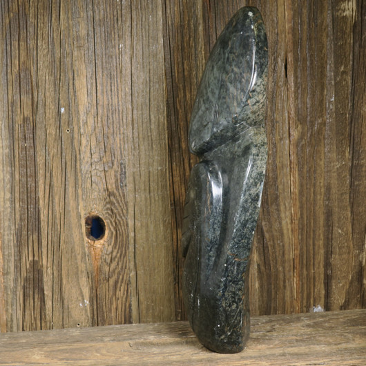 Kiviveistos unessa talkkiserpentiini 2,6kg  Muvez45