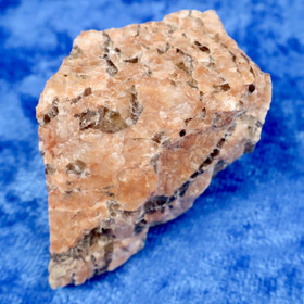 Kirjomaasälpä raaka 46g 35x30x20mm Suomi Hi134