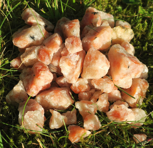 Aurinkokivi raaka Intia. Valitse koko ja hinta