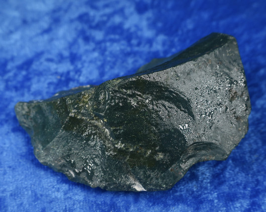 Heliotrooppijaspis raaka 94g 65x50x25mm Hi86j 