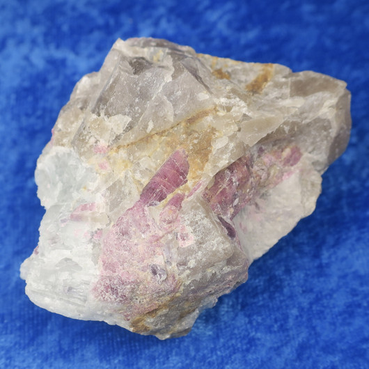 Rubelliitti, albiitti, spodumeeni, lepidoliitti  157g  Suomi  Hi68i2 