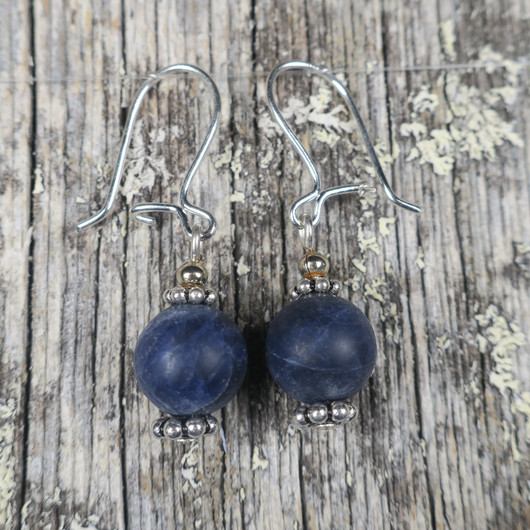 Korvakorut sodaliitti 8mm  G