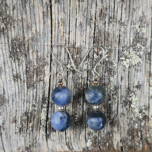 Korvakorut sodaliitti 8mm  8H8