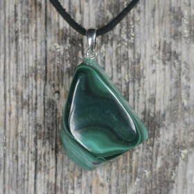 Riipus malakiitti vapaa muoto, riipuslenkki 925-hopea. R