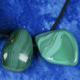 Riipus malakiitti porattu vihreä. Kongo