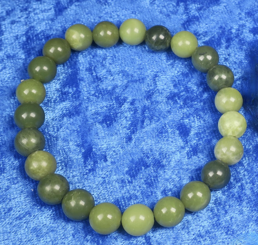 Rannekoru serpentiini 8mm 17-18cm tummanvihreä