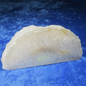 Tuikkualusta akaatti kookas 1332g Brasilia