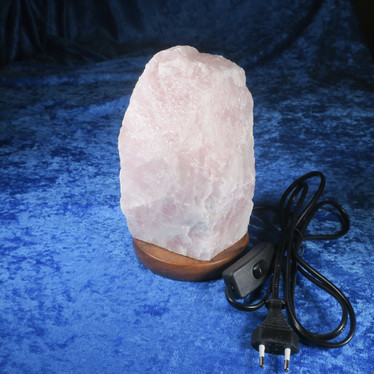 Kivilamppu ruusukvartsi 2478g korkeus 19cm nroA