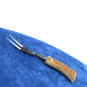 Leikkelehaarukka poronsarvikahvalla