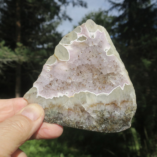 Ametisti 127g siivu 105x103x7mm  jj11