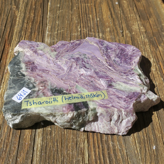 Tsharoiitti 524g siivu 135x113x22mm, helmiäistäkin 64j1 Katso video