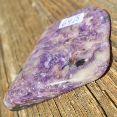 Tsharoiitti rumpuhiottu 53g 57x57x13mm 64j5. Katso video