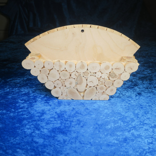 Suodatinpussiteline katajaa. Seinälle tai pöydälle.