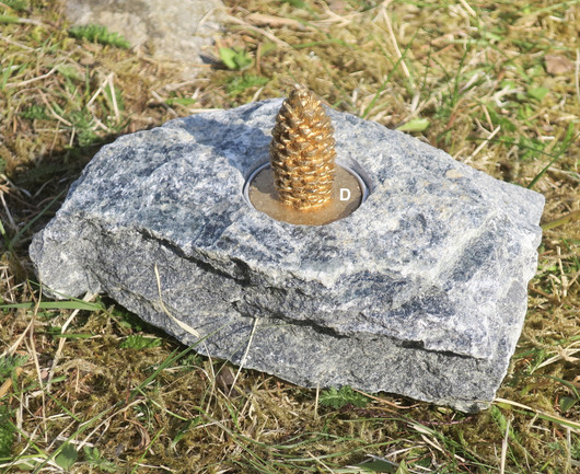 Tuikkualusta serpentiniitti valitse kuvista A, B,C, D,E,X