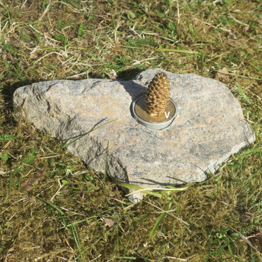 Tuikkualusta serpentiniitti valitse kuvista R,S,T,U,V