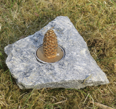 Tuikkualusta serpentiniitti valitse kuvista H,I,J,Z