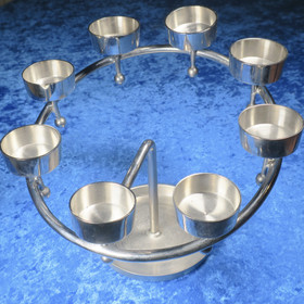 Tuikkuteline/ kivipalloteline/ kivimunateline, metallia