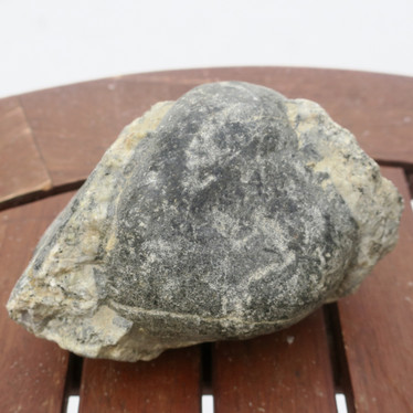 Pallokivi 663g 11x7x6cm Suomi Hi116N